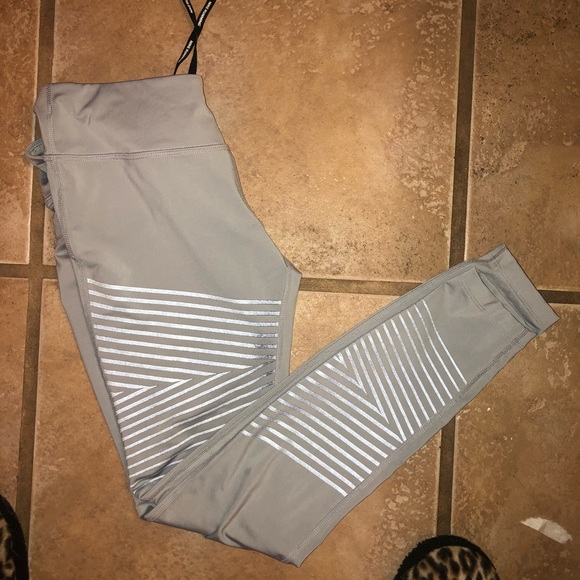 Nike Leggings - Picture 1 of 6
